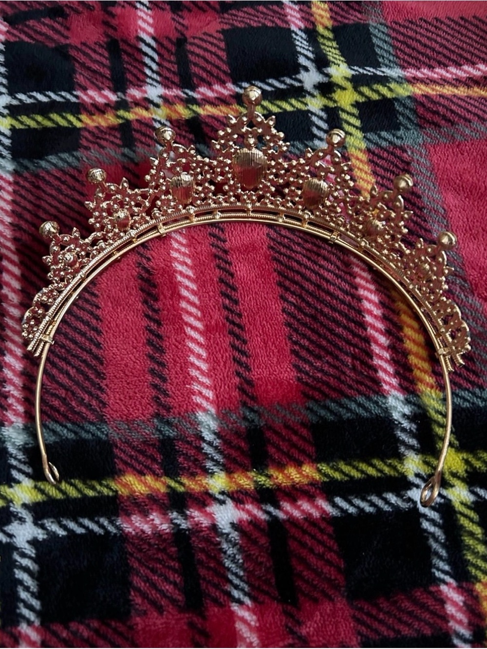 Tiara - Picture 2 of 3
